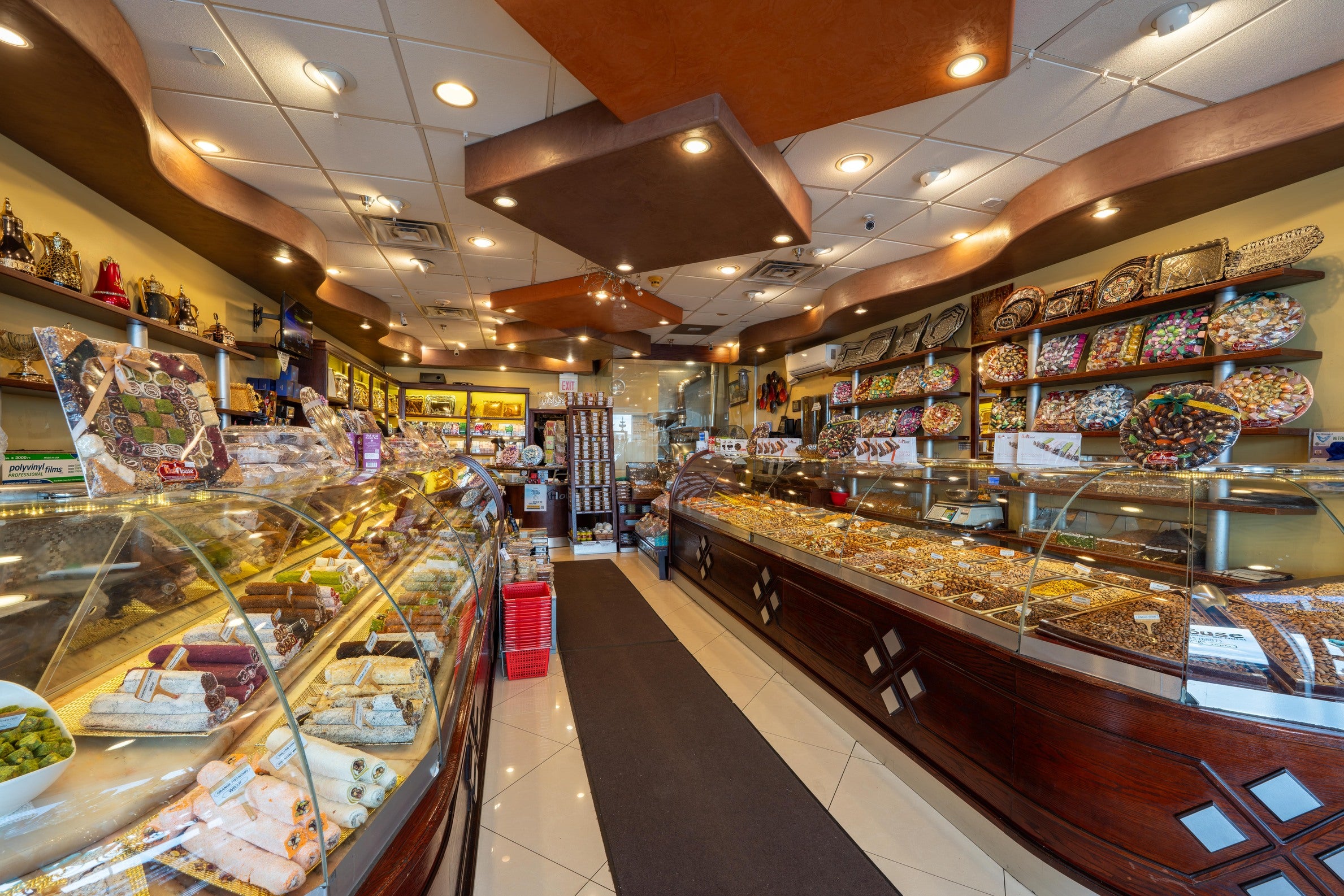 The Nut House selling nuts, seeds, chocolate, turkish delights and sweets in USA through online ecommerce shop